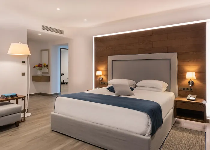 Nana Princess & Ξενοδοχείο