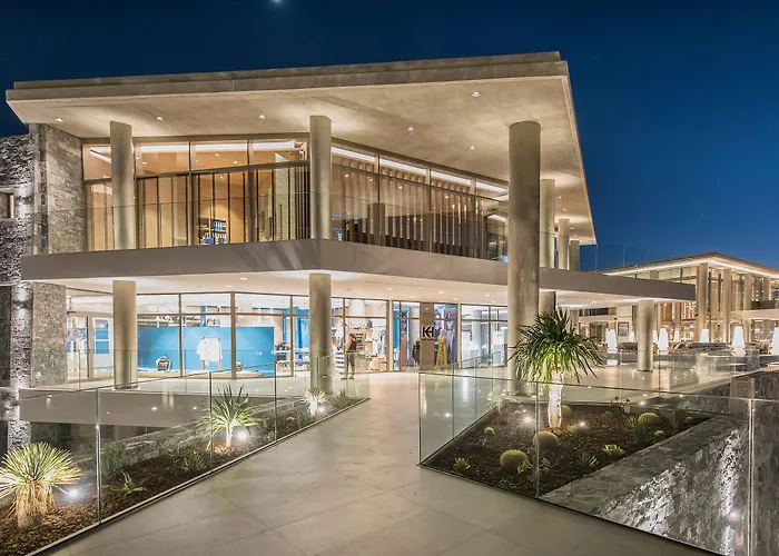 Nana Princess & Hotel Hersonissos (Crete)