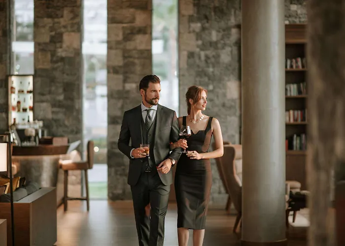 Nana Princess & Ξενοδοχείο Χερσόνησος