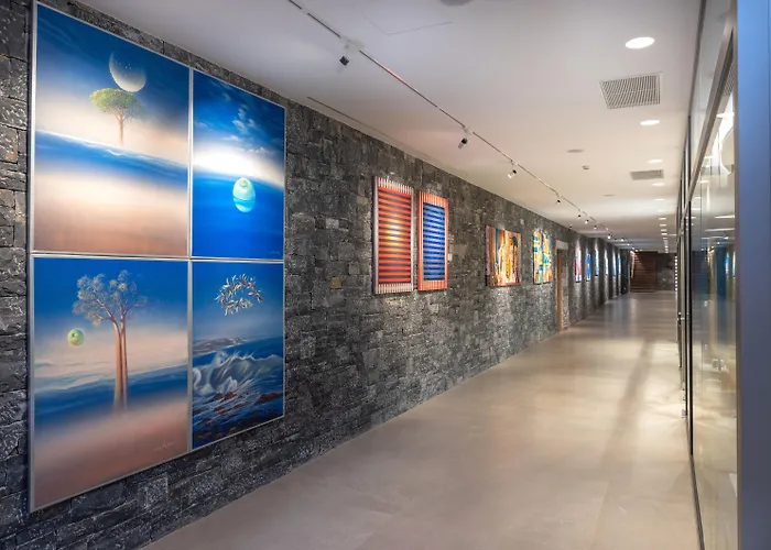 Nana Princess & Χερσόνησος