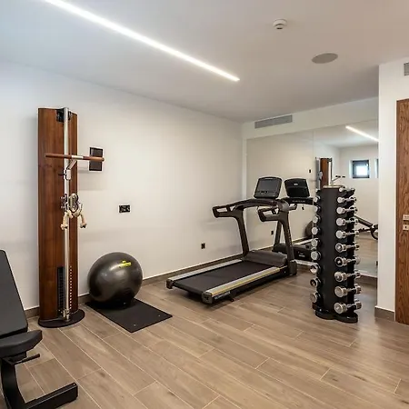 Nana Princess & Hotel